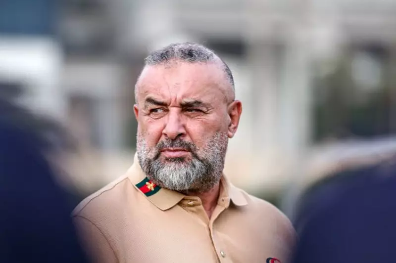 عبد الحق بن شيخة مدرب مودرن سبورت السابق